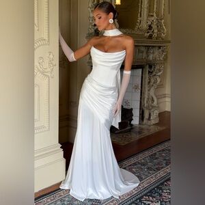Chic Strapless White Gown